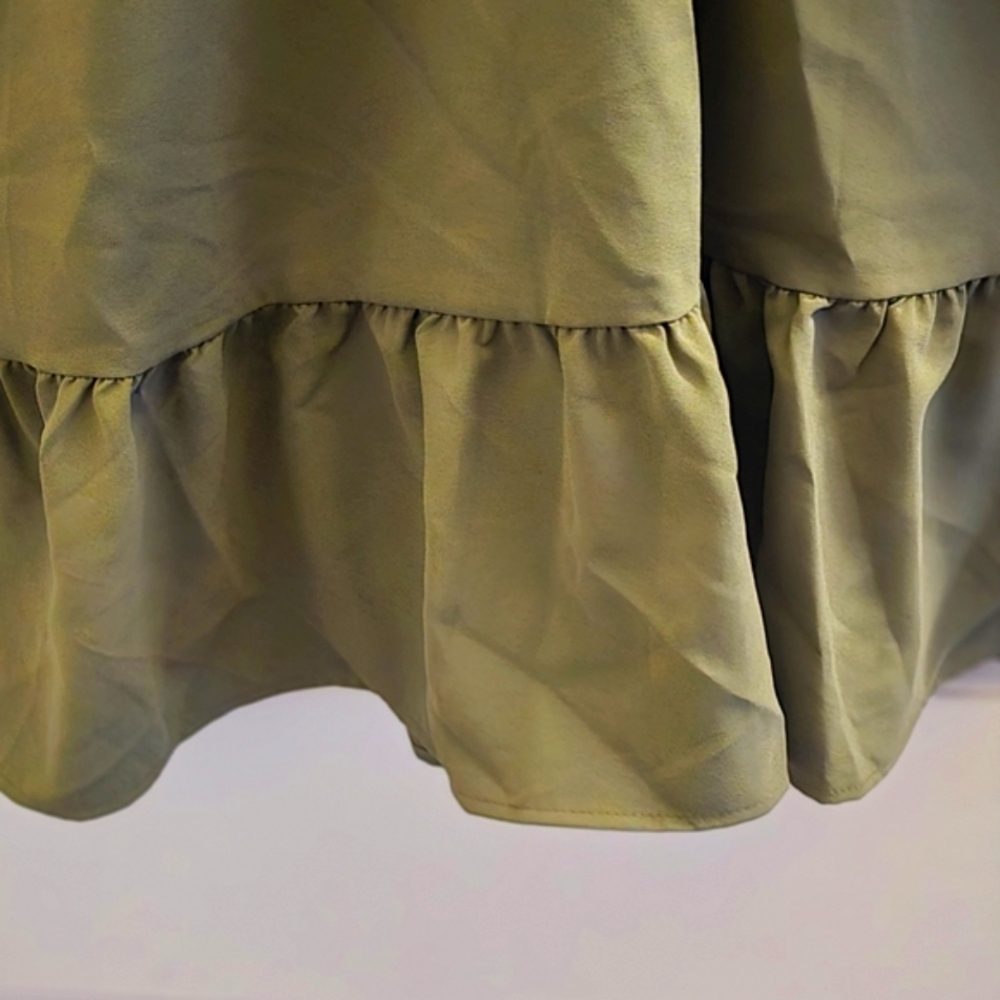 NWT! Dokotoo Super Cute Olive Green V-Neck Dress! Beatiful Tie Waist and Ruffles - Picture 6 of 6